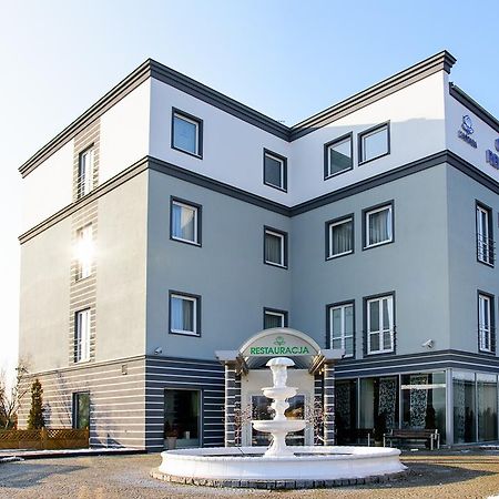 L'Ascada Hotel Śrem Esterno foto