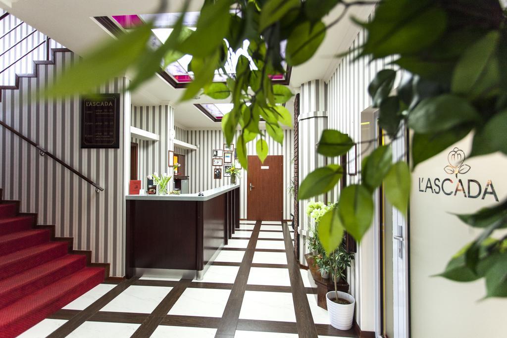 L'Ascada Hotel Śrem Esterno foto