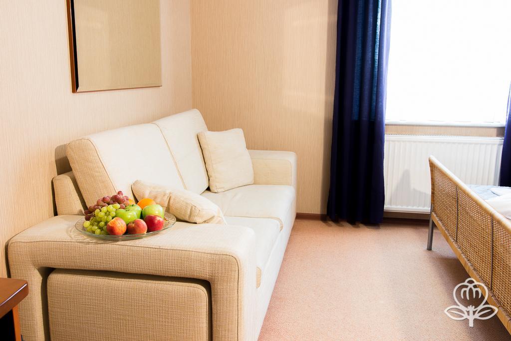 L'Ascada Hotel Śrem Esterno foto